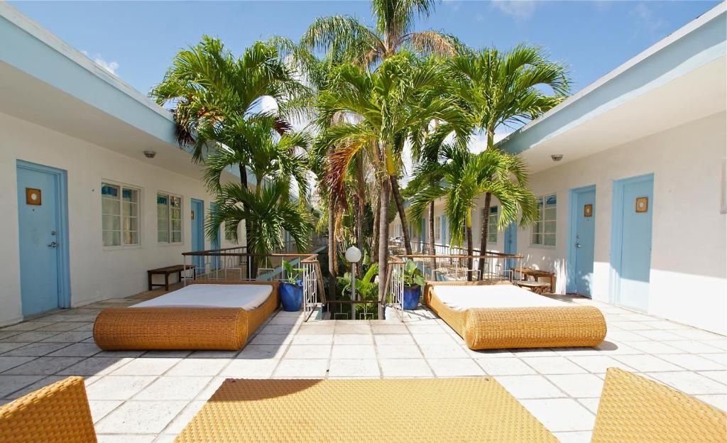 Aqua Hotel & Suites фото 2