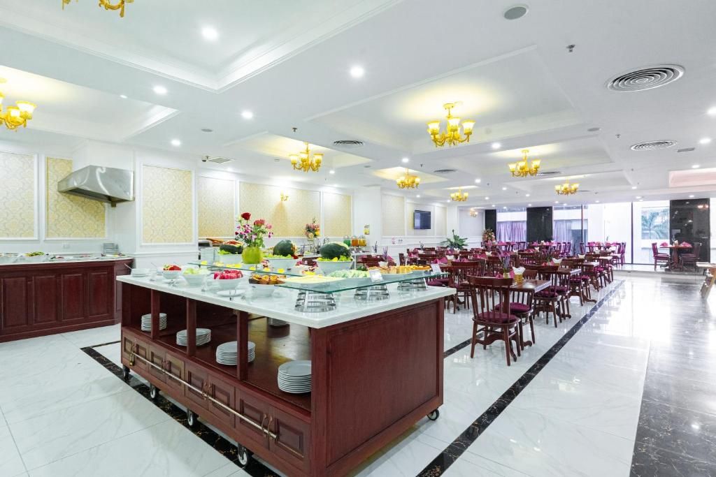 Bonjour Nha Trang Hotel фото 35