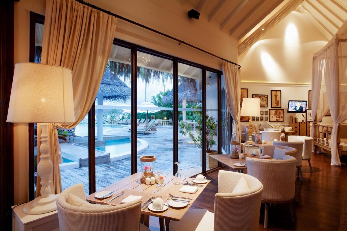 Machchafushi Island Resort & Spa Maldives, The Centara Collection фото 17