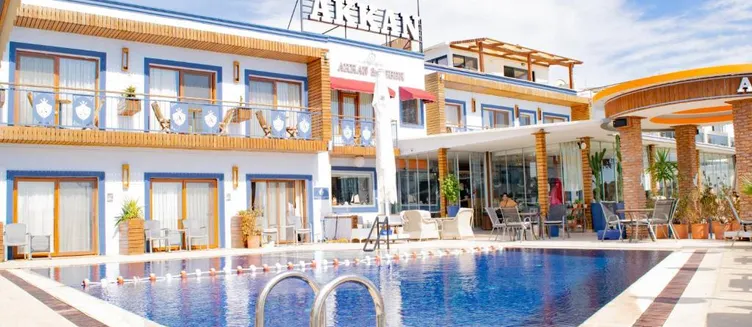 Фото отеля Akkan Beach Hotel