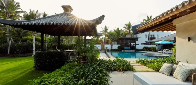 Фото отеля Capella Tufu Bay