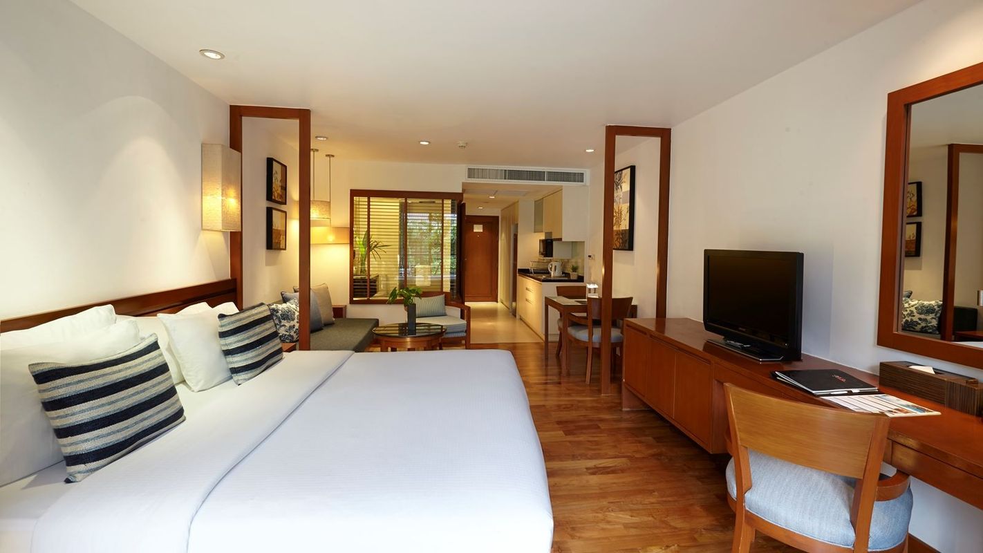 Woodlands Suites Serviced Residences фото 3