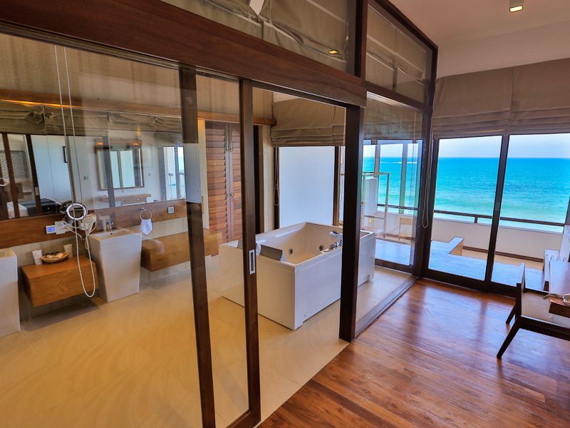 Pandanus Beach Resort & Spa фото 49