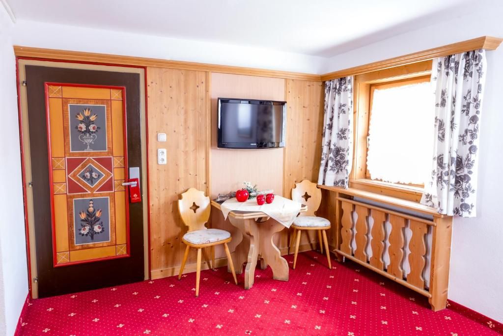 Tirolerhof Hotel Serfaus фото 21