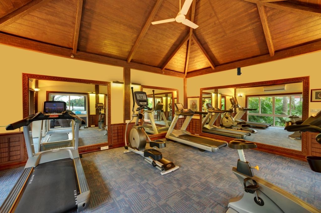 Mayfair Hideaway Spa Resort фото 28