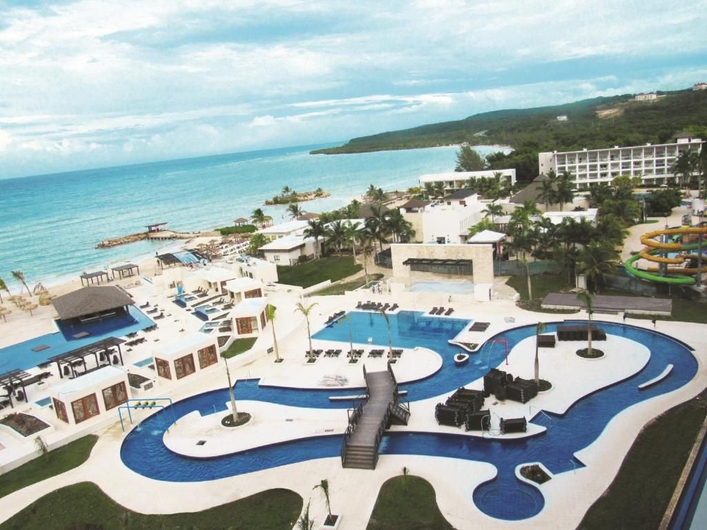 Royalton Blue Waters Montego Bay, An Autograph Collection All- Inclusive Resort фото 10