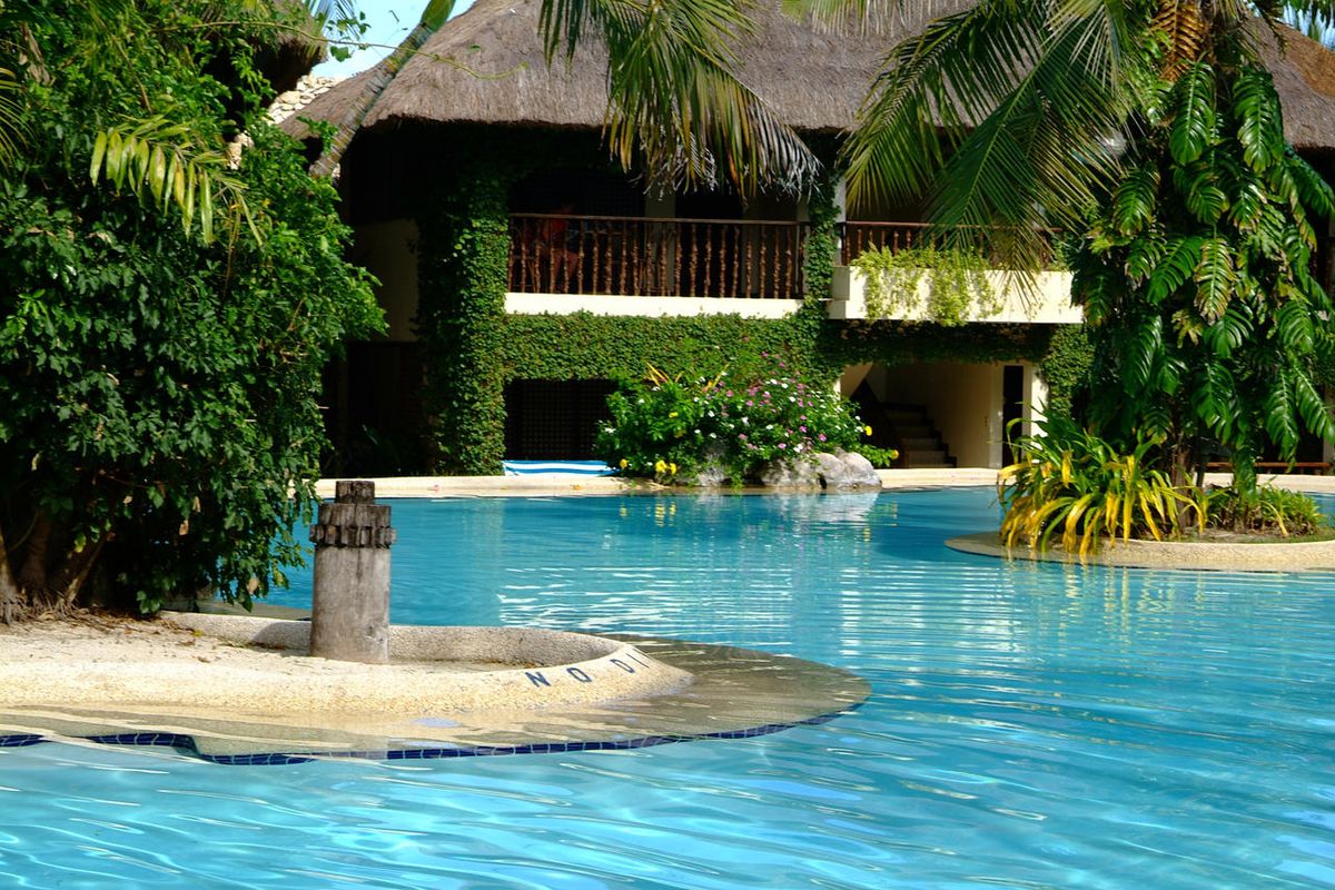 Maribago Bluewater Beach Resort фото 35