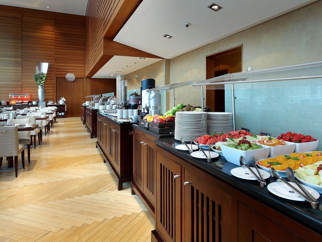 Eurostars Grand Marina фото 8