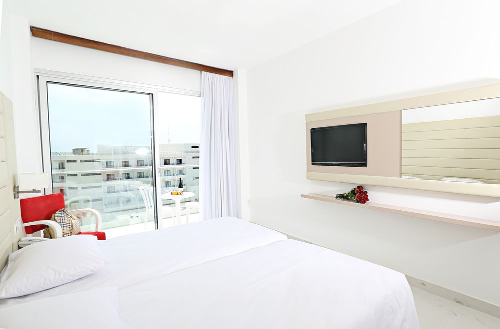 Tsokkos Protaras Beach Hotel фото 38