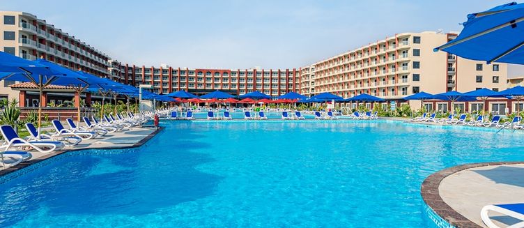 Фото отеля Rewaya Majestic Resort