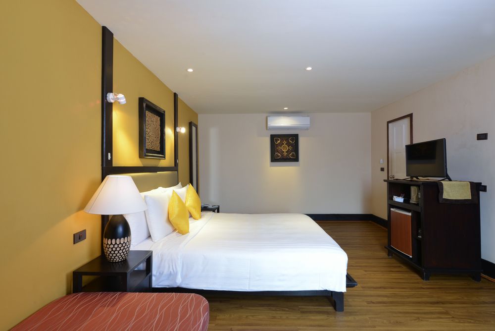 Andaman White Beach Resort фото 96