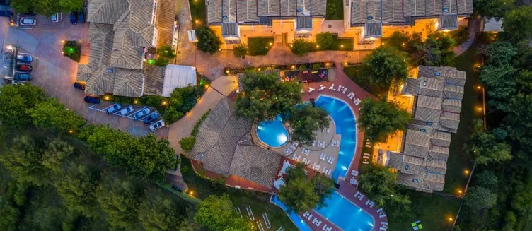 Фото отеля Lesse Hotel