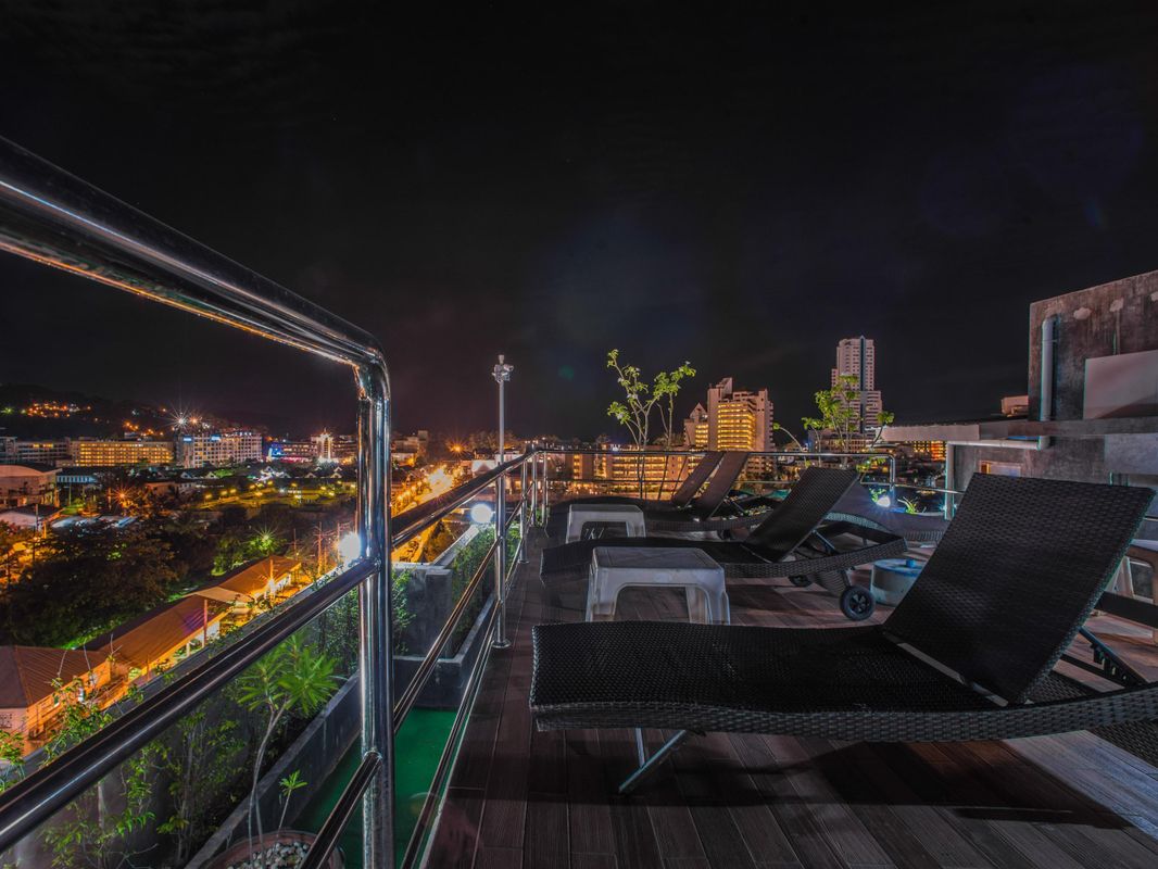OYO 861 Patong Dynasty Hotel фото 7