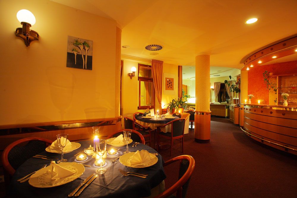 Wellness & Spa Hotel Ambiente фото 7
