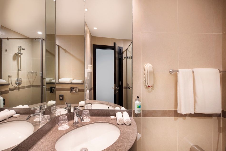 Holiday Inn Express Dubai Safa Park фото 30