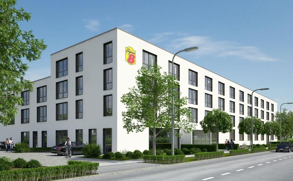 Super 8 by Wyndham Munich City North фото 0