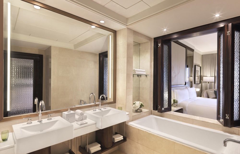 The Ritz-Carlton Abu Dhabi, Grand Canal фото 67