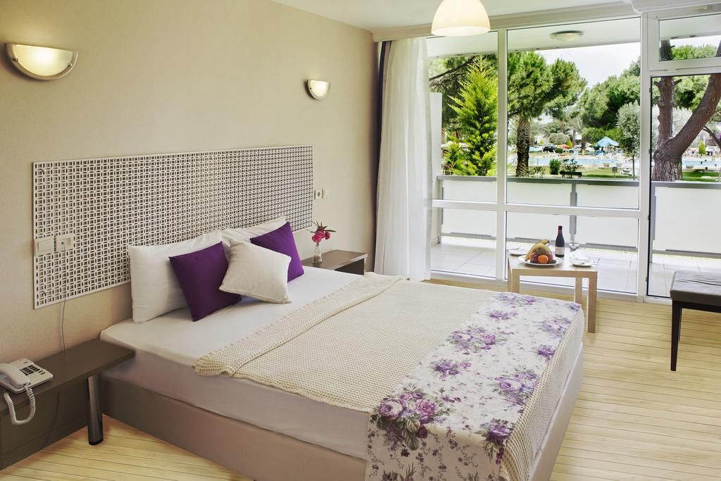 A 11 Hotel Cesme фото 14