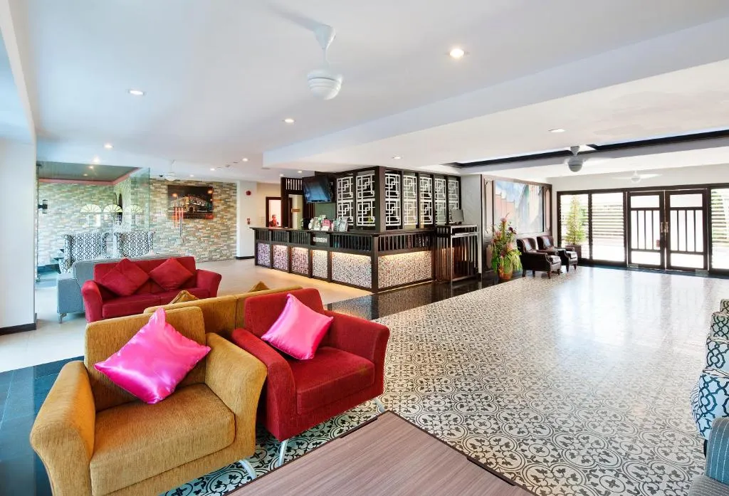 Ratana Hotel Chalong фото 10