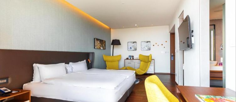 Фото отеля Radisson Blu Hotel, Larnaca