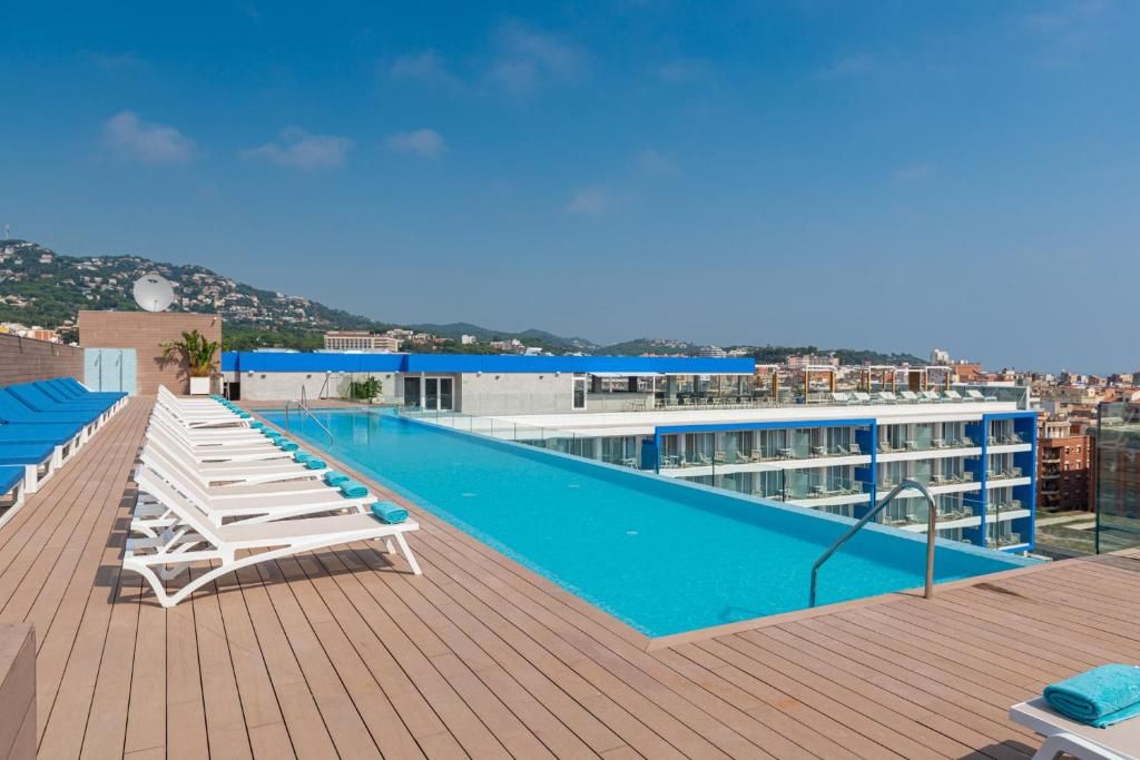 L'Azure фото 10