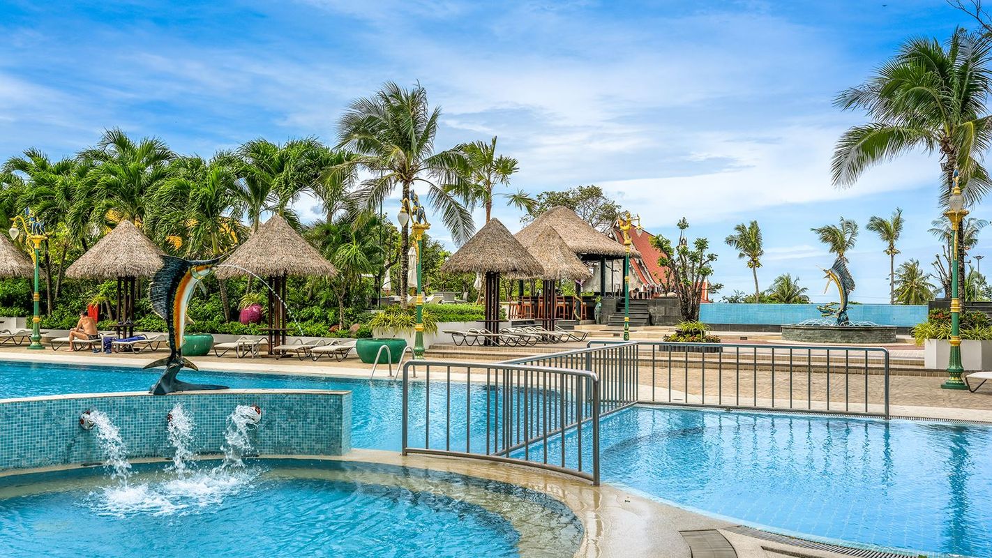 Andaman Beach Suites Hotel фото 7