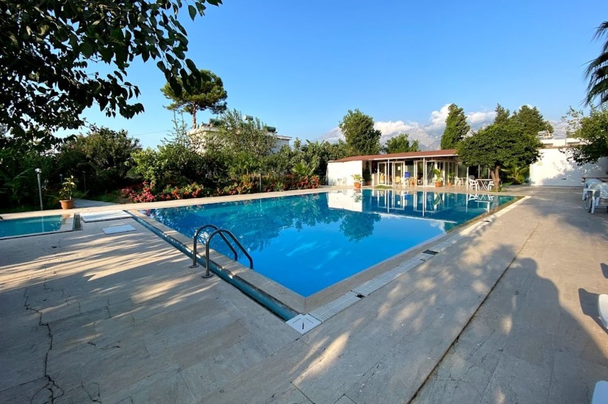 Kiris Garden Hotel фото 2