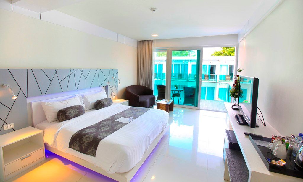 KC Beach Club & Pool Villas фото 67