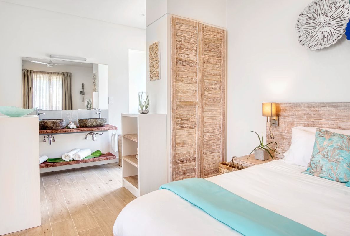 Pineapple Beach Villas фото 33