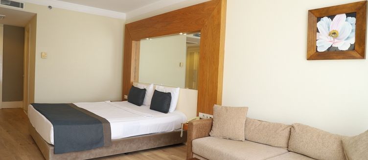 Фото отеля Meder Resort Hotel