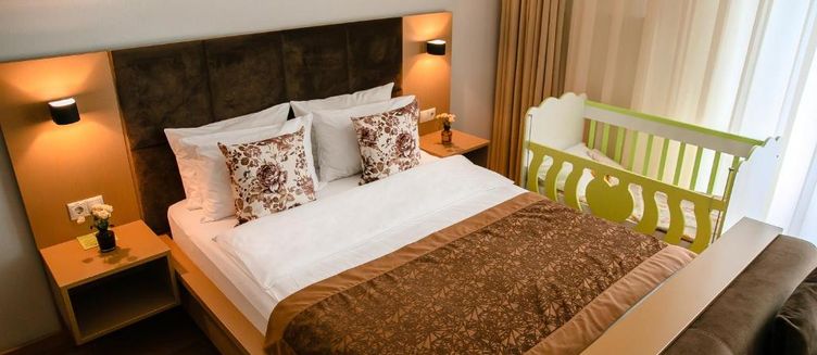 Фото отеля HomeBridge Hotel Appartments