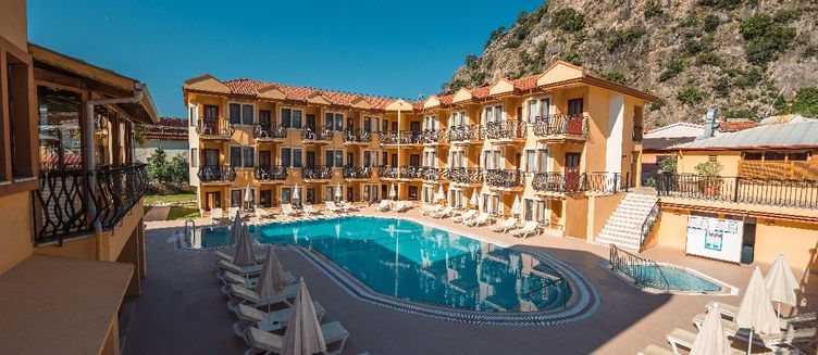 Фото отеля Belcehan Beach Hotel