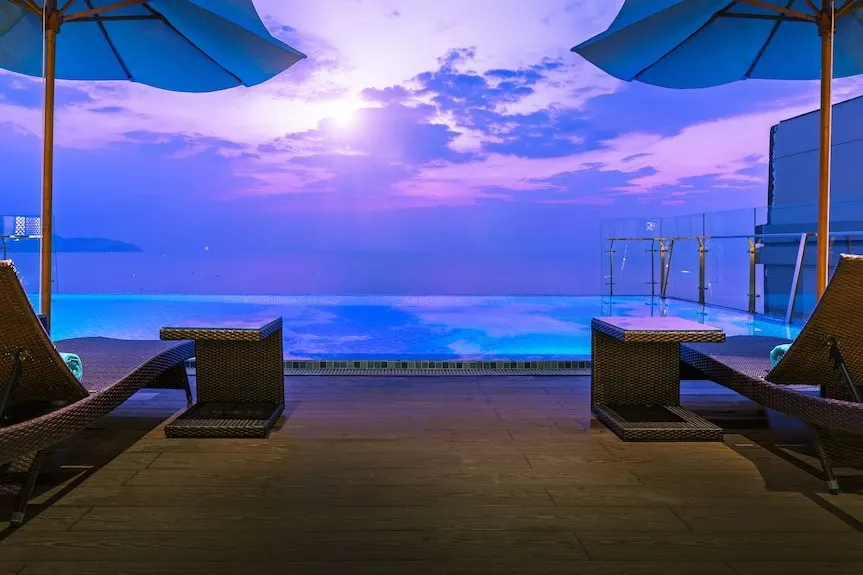 Maximilan Danang Beach Hotel фото 5