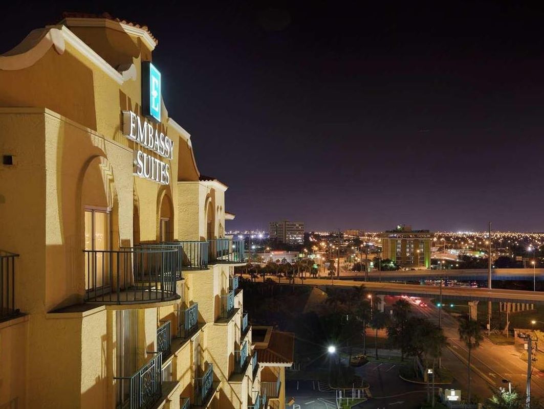 Embassy Suites by Hilton Miami International Airport фото 41