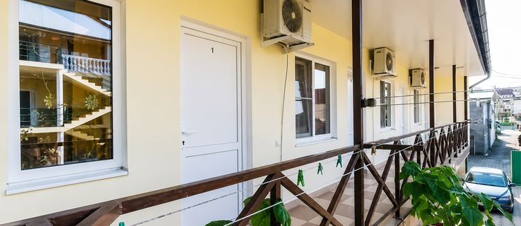 Фото отеля Гостевой дом «ALIS Travel»