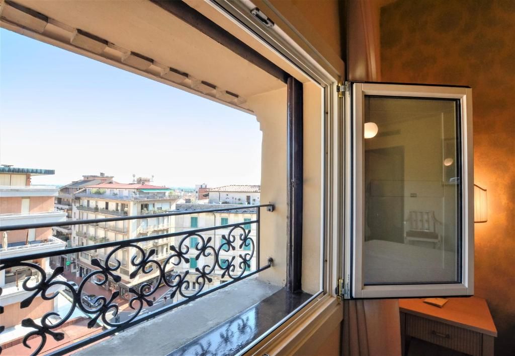 Grand Hotel Plaza & Locanda Maggiore фото 18