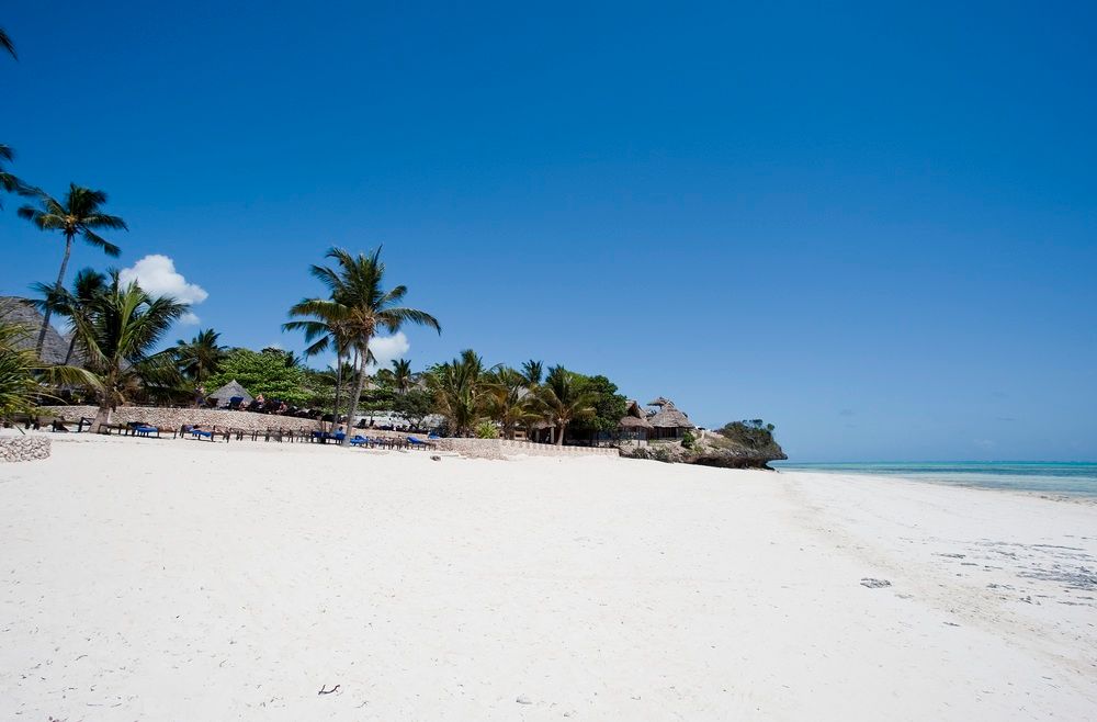 Karafuu Beach Resort фото 43