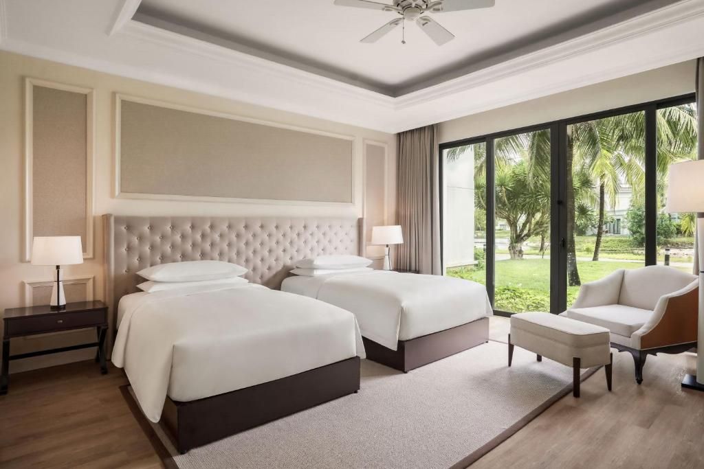 Sheraton Phu Quoc Long Beach Resort фото 49