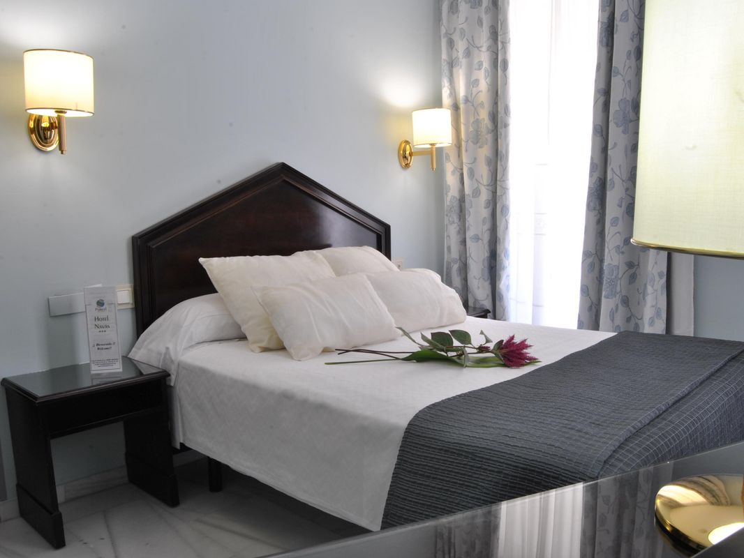 Hotel Navas фото 2