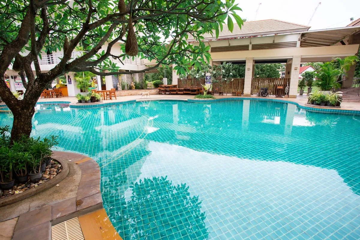 Sea Breeze Jomtien Resort фото 7