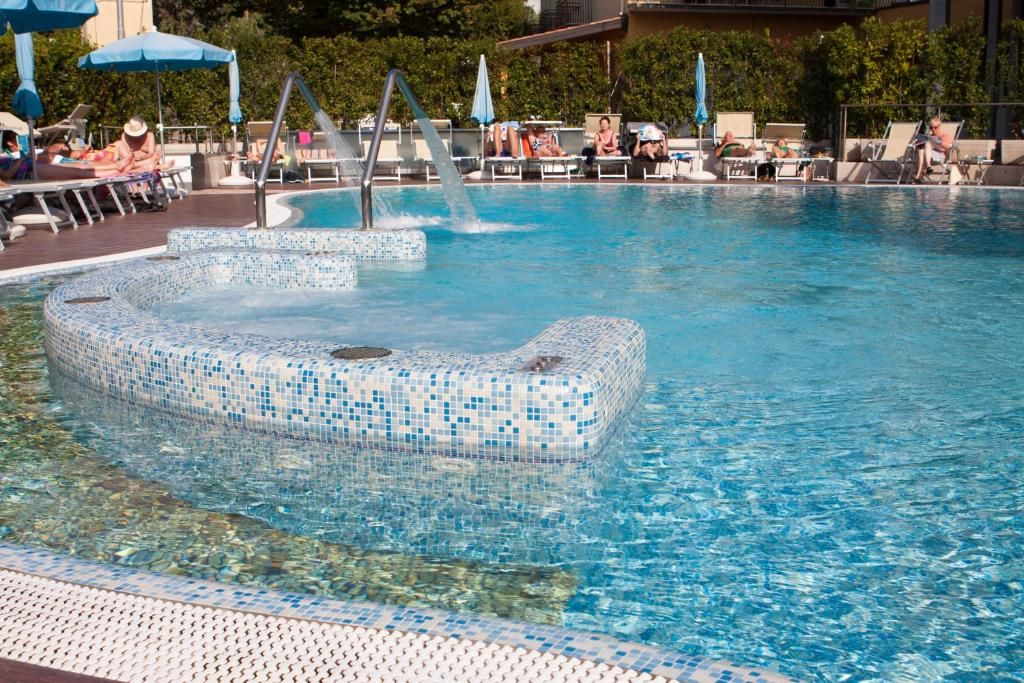 Hotel Bisesti фото 6