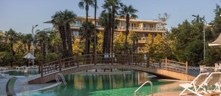 Фото отеля Hotel Dreamland Oasis