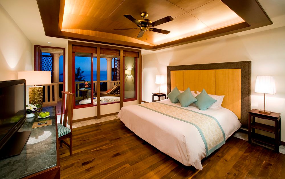 Centara Grand Beach Resort Phuket фото 96