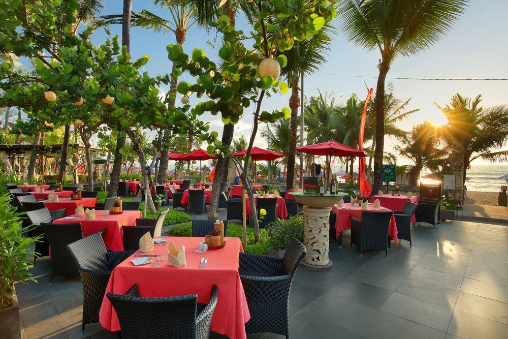 Legian Beach Hotel фото 80