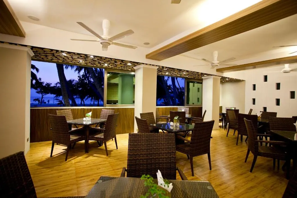 Kaani Beach Hotel фото 8