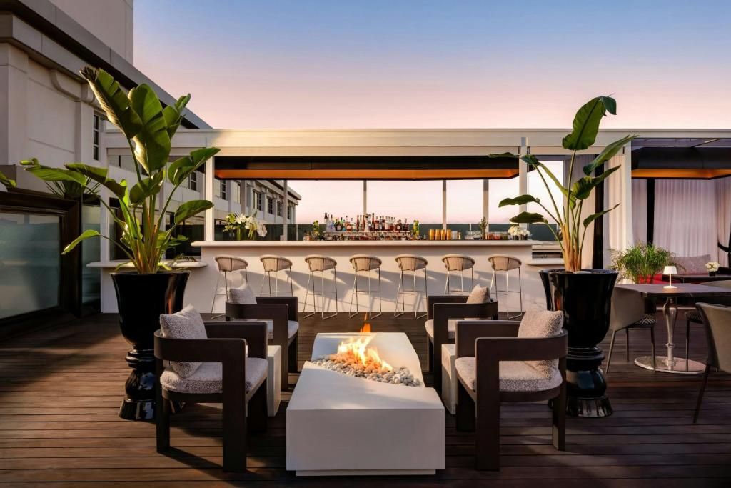 SLS Hotel, a Luxury Collection Hotel, Beverly Hills фото 45