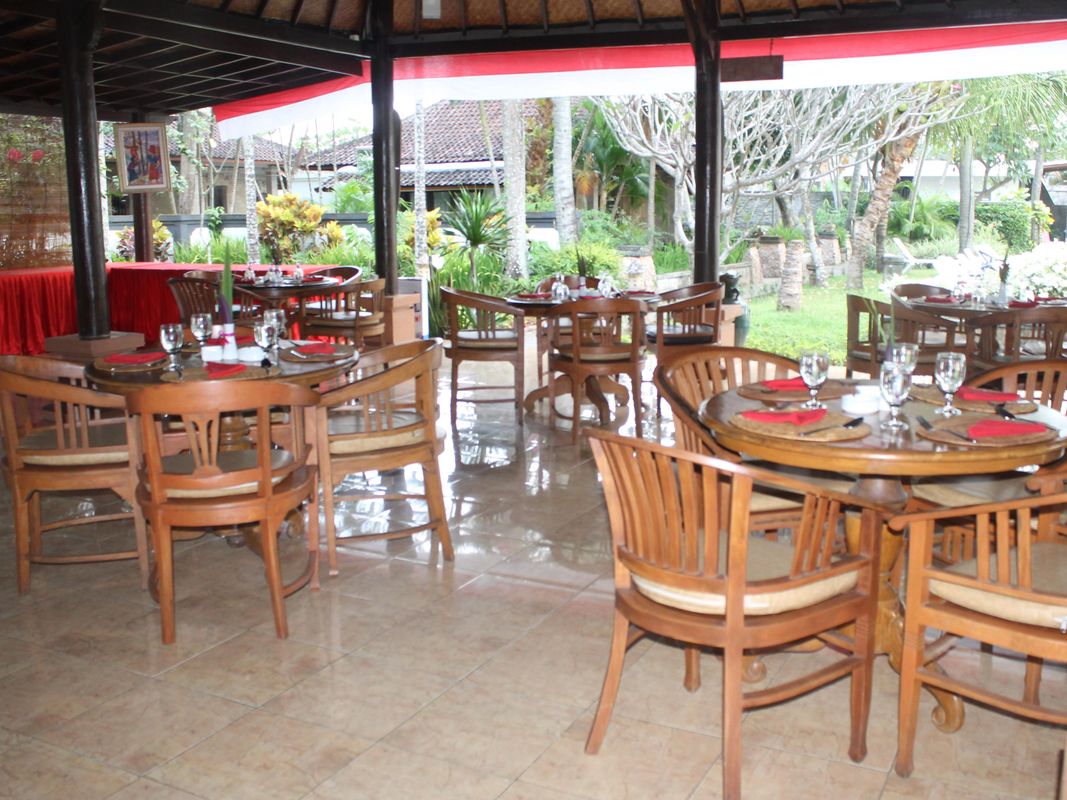Puri Saron Hotel Senggigi фото 13