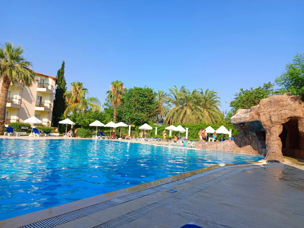 Larissa Sultan's Beach Hotel фото 60