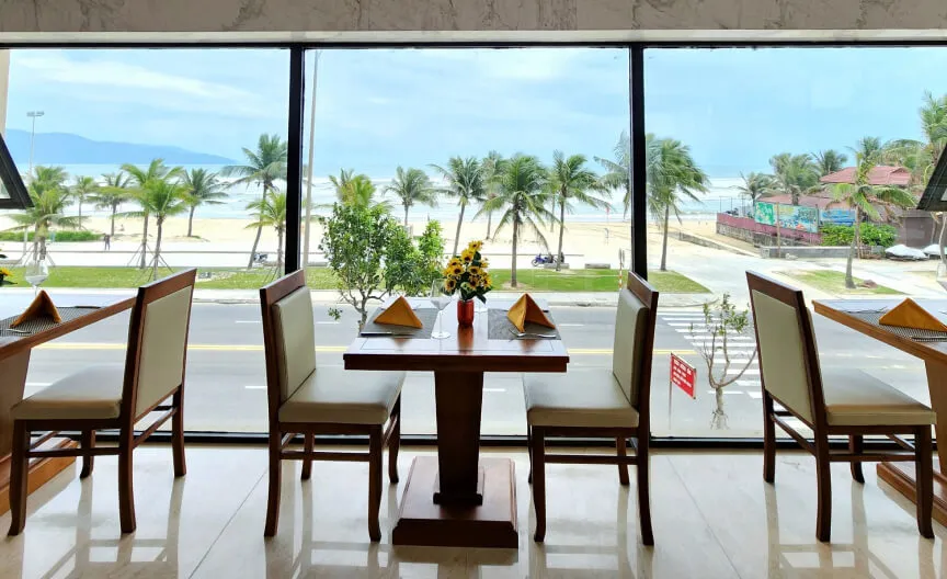 Yarra Ocean Suites Danang фото 12