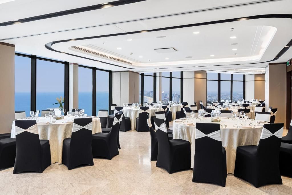 Four Points by Sheraton Danang фото 40